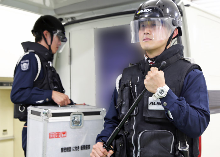 警備輸送業務